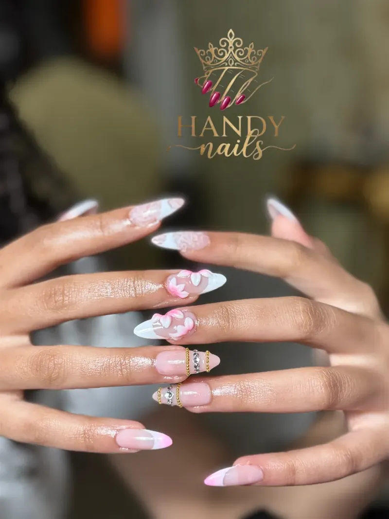 Handy Nails set with 3D flowers and gold beads